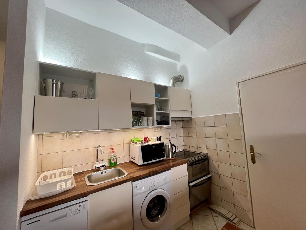 Bellevue City Apartment Budapest Esterno foto